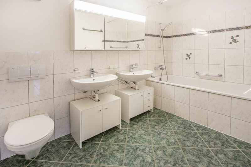 Bad 4.5 Zi Wohnung Seuzach