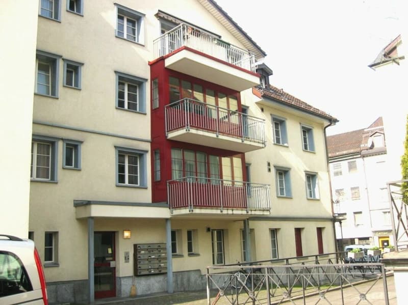 Appartement urbain à deux étages avec flair de ville au centre de St-Gall (4)