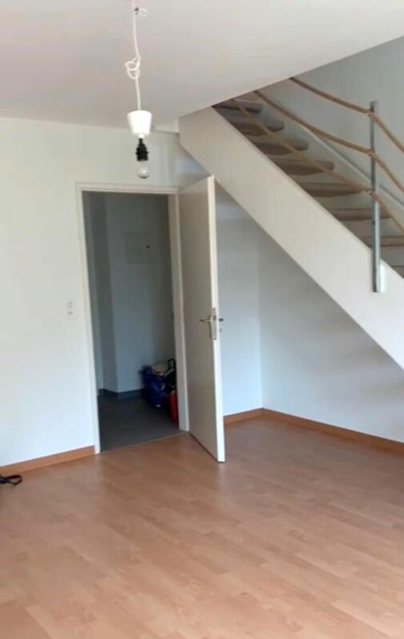 Schöne Maisonette-Wohnung mit Balkon an ruhiger Lage (5)