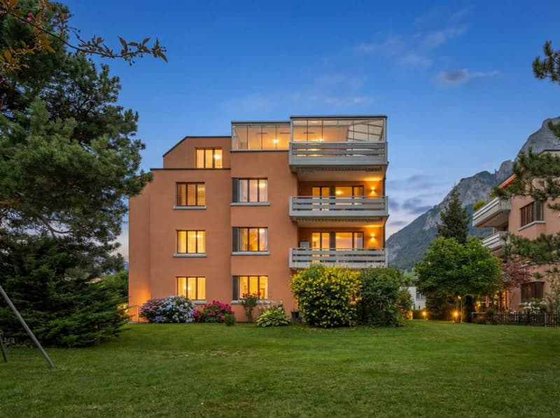 Great potential, bright rooms and two terraces (23)