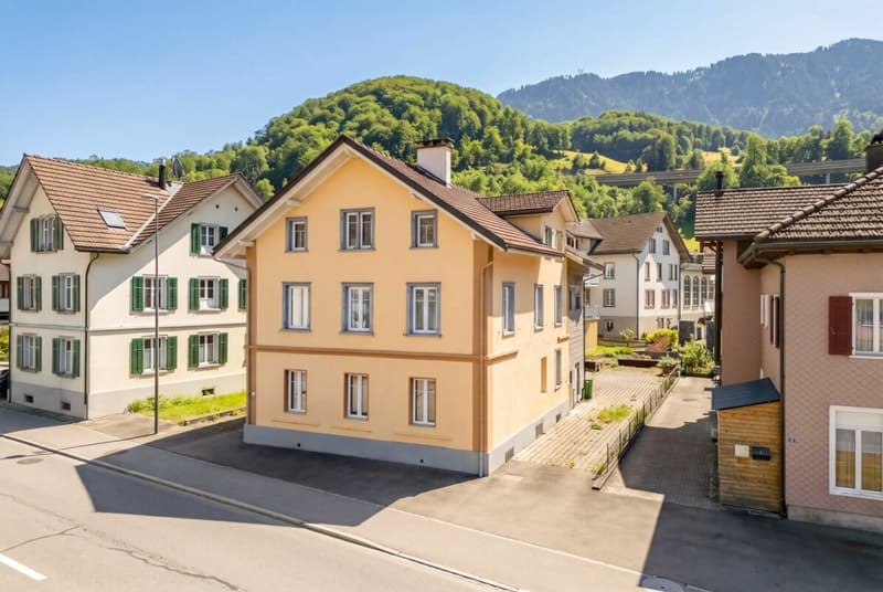 Charming rental property in the heart of Unterterzen (24)