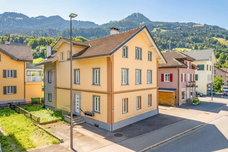 Charming rental property in the heart of Unterterzen (23)