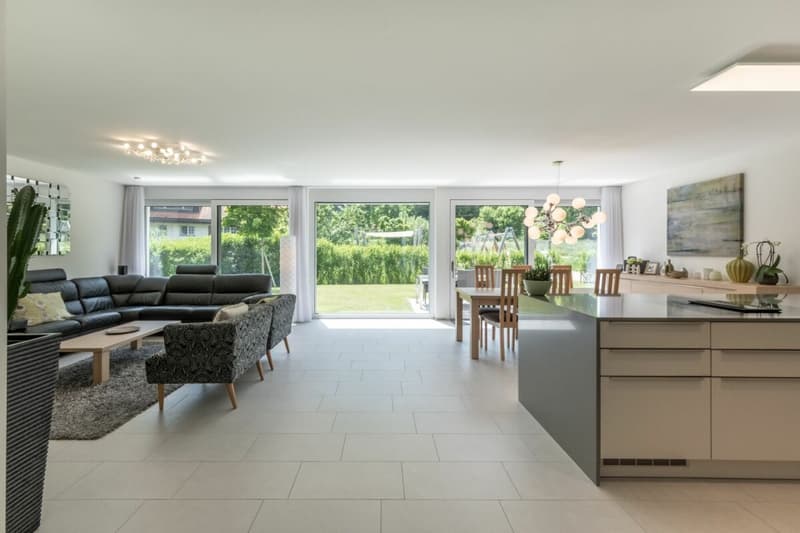 Dream home for your family! (2)