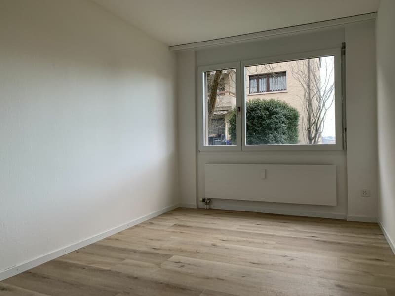 Appartamento di 4 1/2 locali appena ristrutturato a Romanshorn (5)