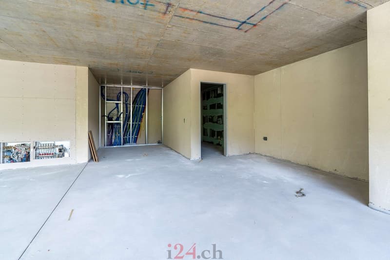 Espace commercial exclusif au 2e étage - aménagement intérieur par le locataire (8)