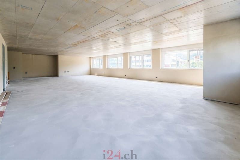 Espace commercial exclusif au 2e étage - aménagement intérieur par le locataire (7)