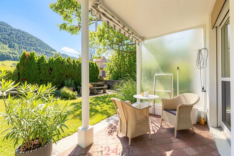 EG Gartensitzplatz - (KI generiert)