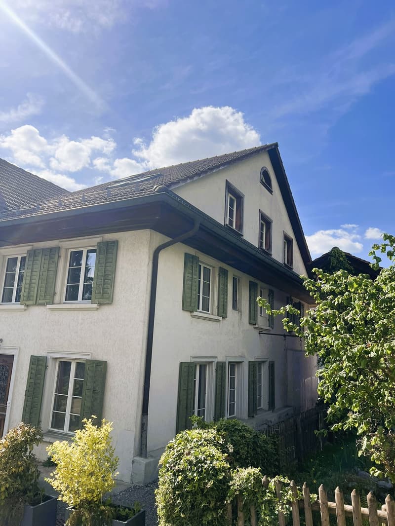 Incantevole casa unifamiliare di 4,5 locali ad Aeugst con grande giardino in cerca di una nuova famiglia (4)