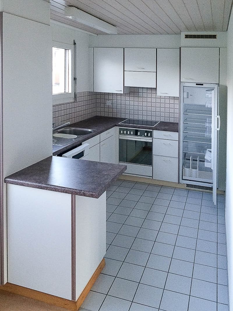 Attraktive 2.5-Zimmer-Wohnung an ruhiger und grüner Lage in Obfelden (6)