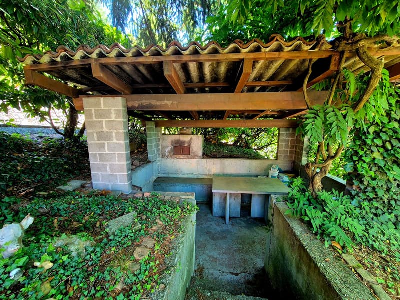 La Dolce Vita a Lugano: Elegante Residenza con Piscina a Cureggia (4)
