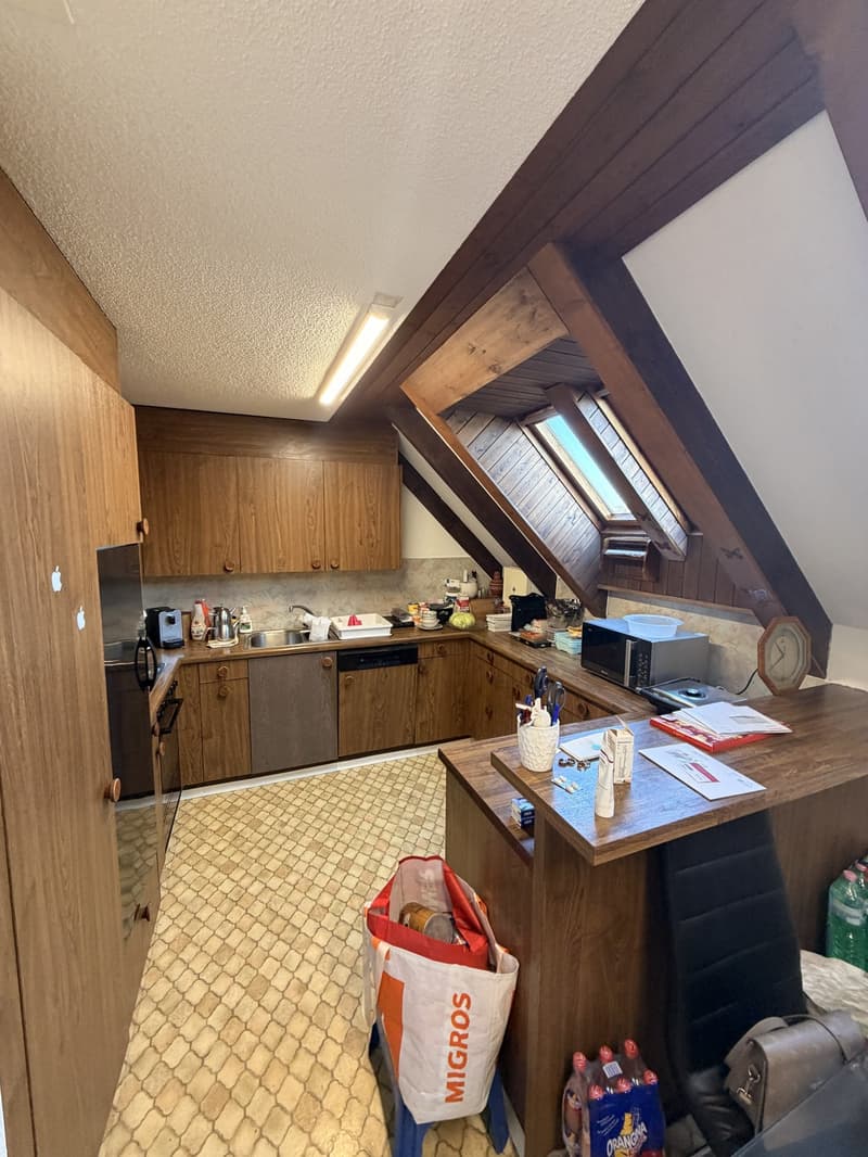 Charmant appartement 4.5 pièces au centre de Volketswil (2)