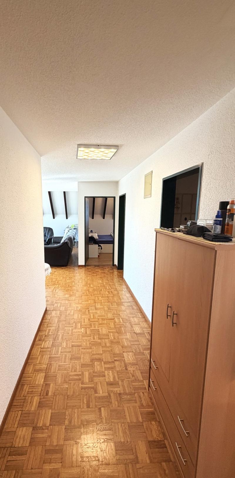Charmant appartement 4.5 pièces au centre de Volketswil (11)