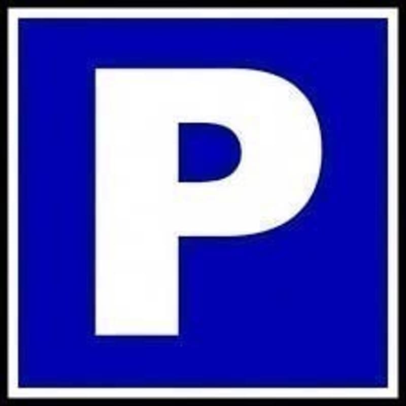 Tiefgaragenparkplatz nahe Bahnhof in Winterthur (1)