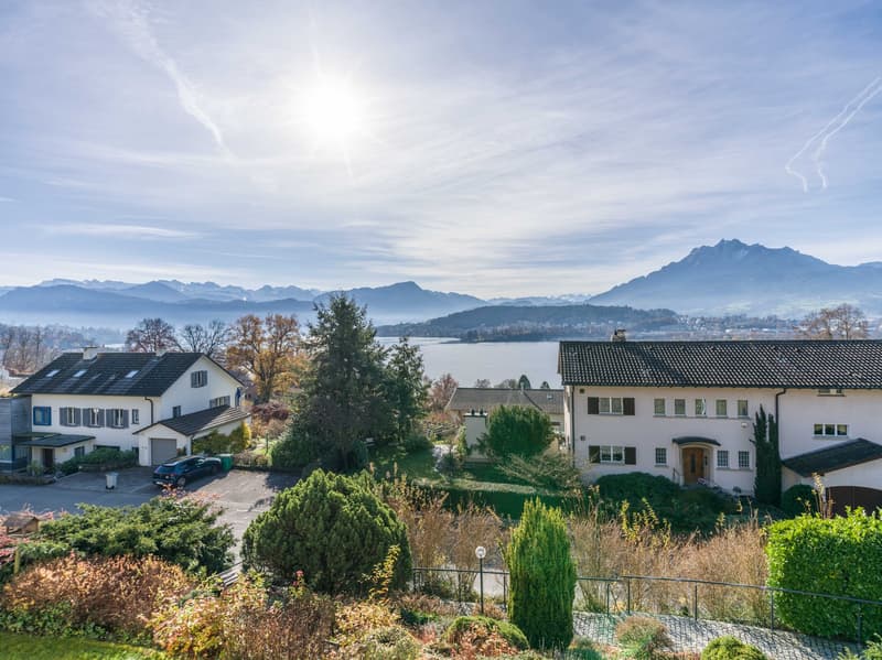 Living with a view and outlook (1)