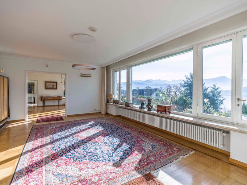 Living with a view and outlook (6)