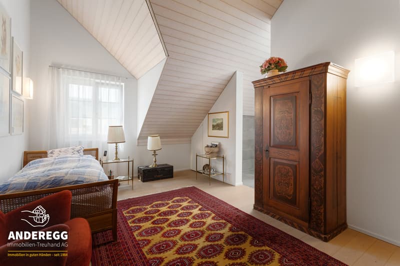 Newly valued attic apartment with loggia, central living in Weisslingen (7)
