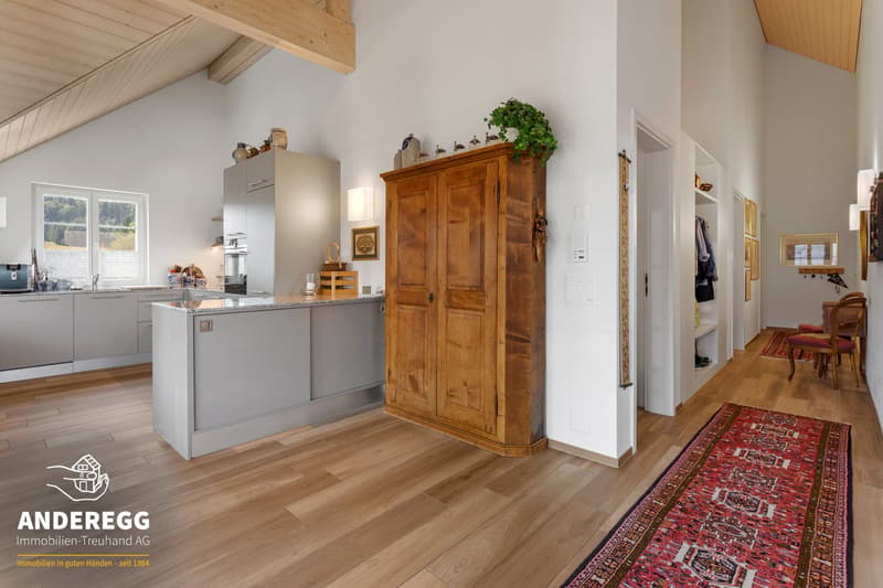 Newly valued attic apartment with loggia, central living in Weisslingen (6)