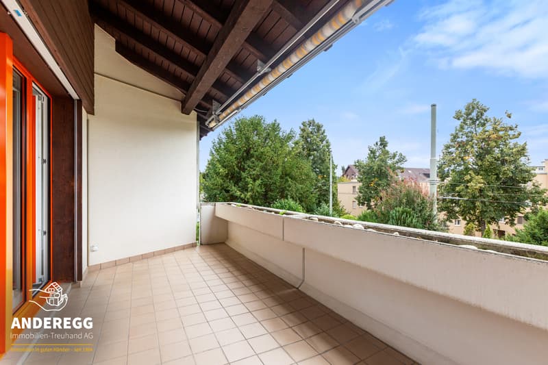 4.5-Zi.-Wohnung im OG mit vielseitigem Mehrzweckraum im DG und Garage (3)