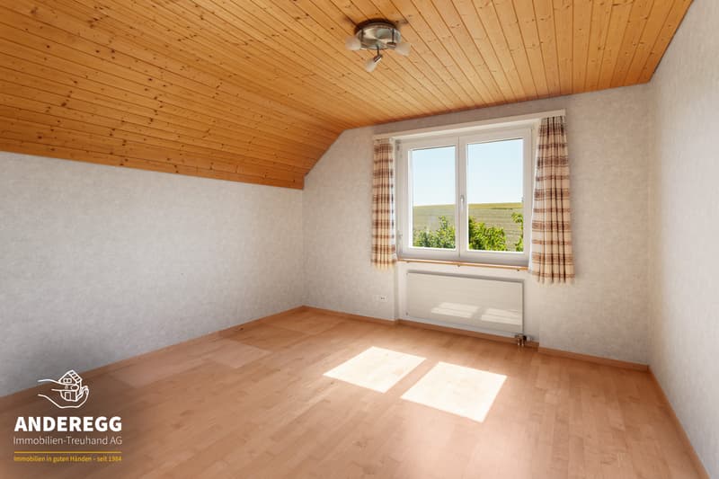 Freistehendes 5.5-Zi.-Einfamilienhaus auf 832 m2 Grundstück (10)