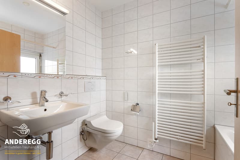 Wohnen mit viel Freiraum  4.5-Zi.-Wohnung im Erdgeschoss (8)