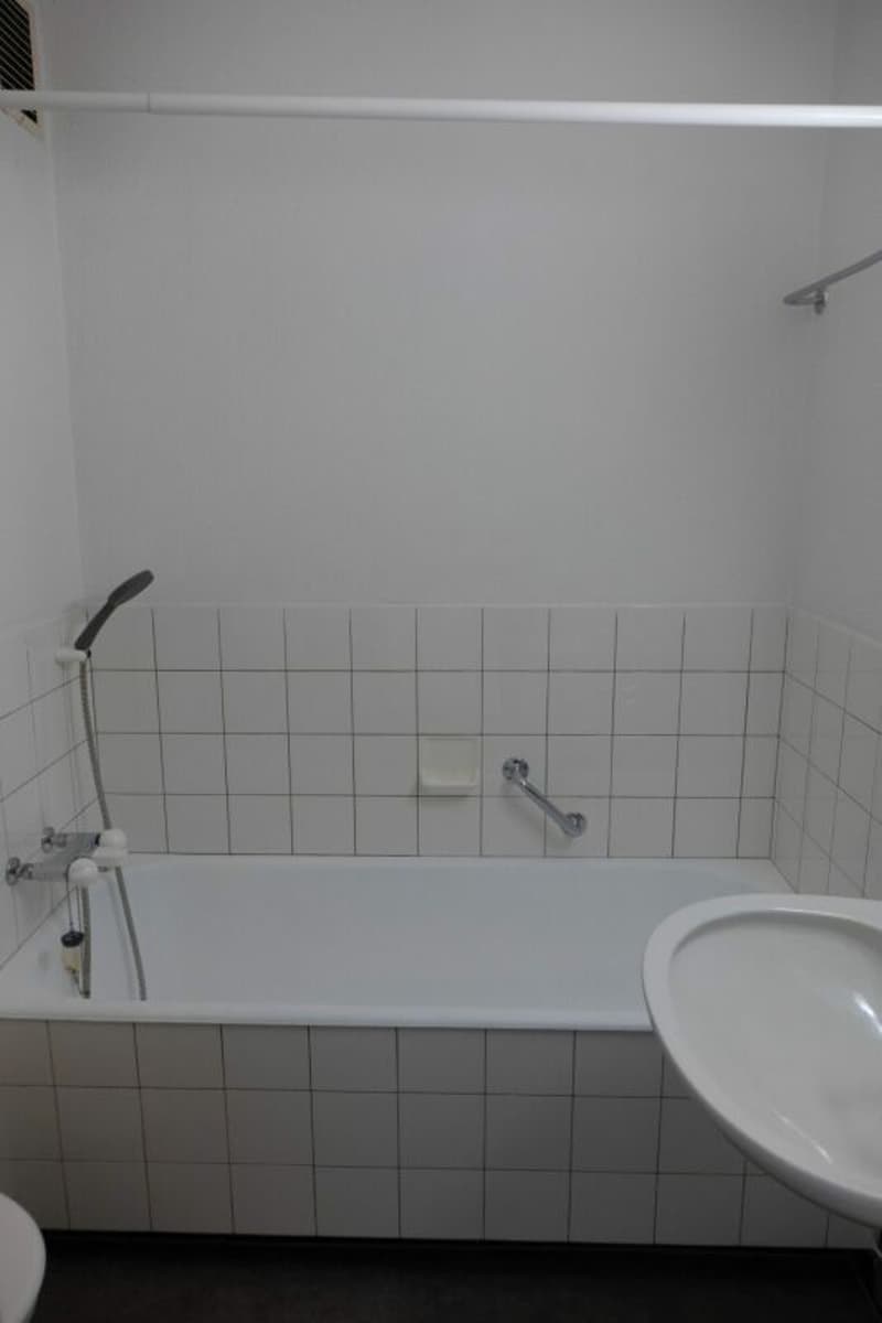Appartamento monolocale con balcone (4)