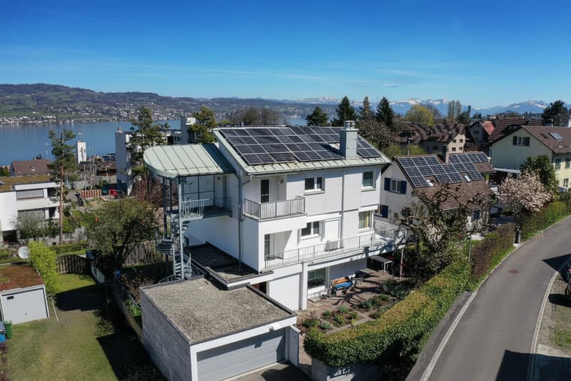 Architecture meets quality of life: single-family house with lake view in the Bergli quarter (1)