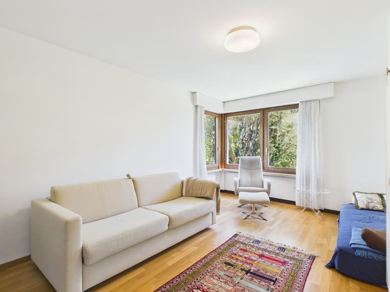 Einfamilienhaus mit Potenzial in exklusiver Lage von Uitikon Waldegg (5)