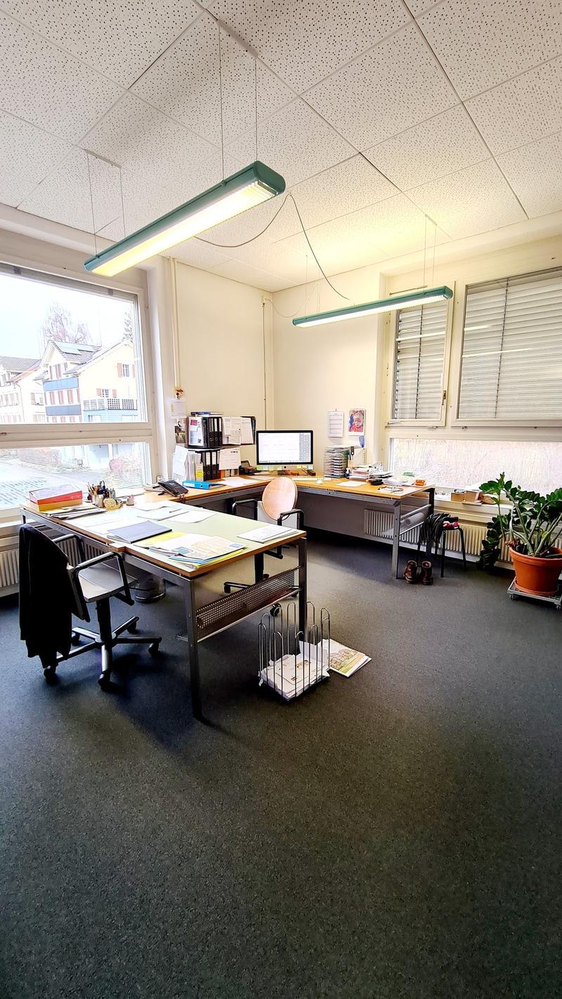Bureau attractif (local commercial) 120m2 (6)