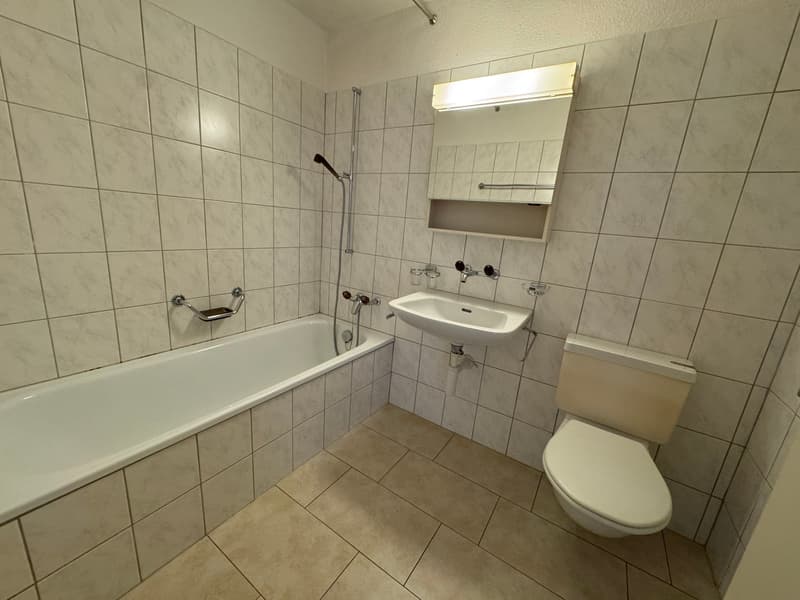 Charmante 3.5-Zimmer-Wohnung mit Balkon in Degersheim (7)
