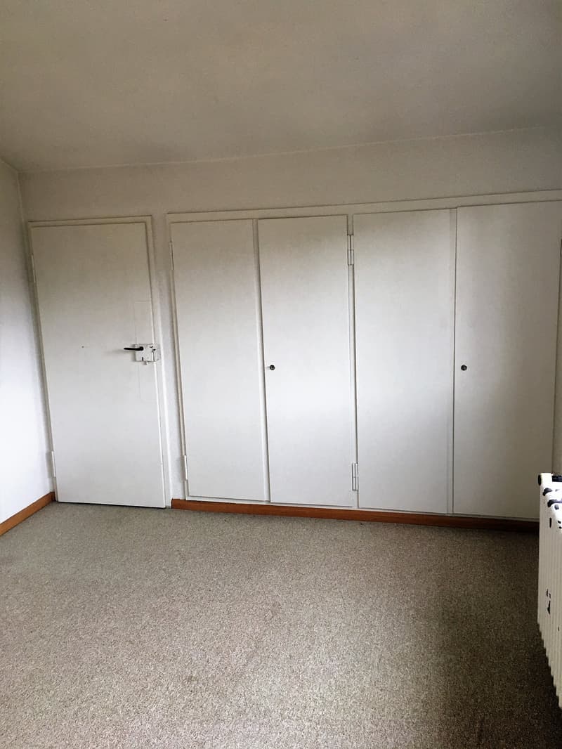 Small storage room for rent (1)