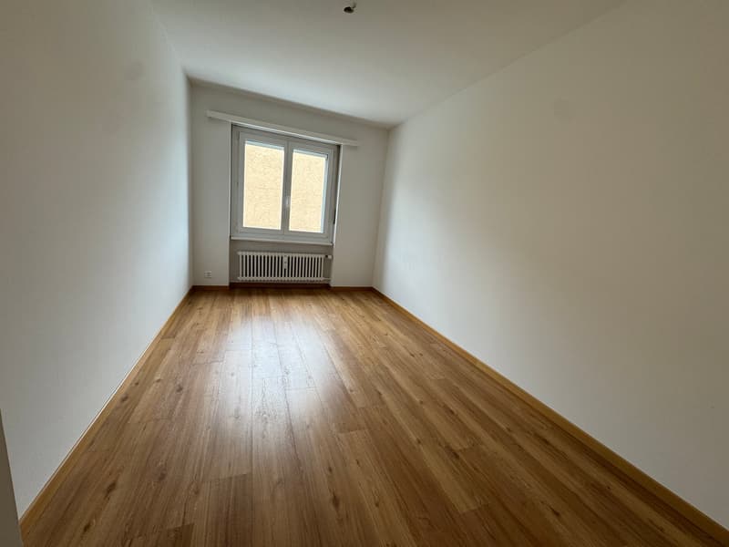 Family-friendly 4.5-room apartment with balcony in Egnach (7)
