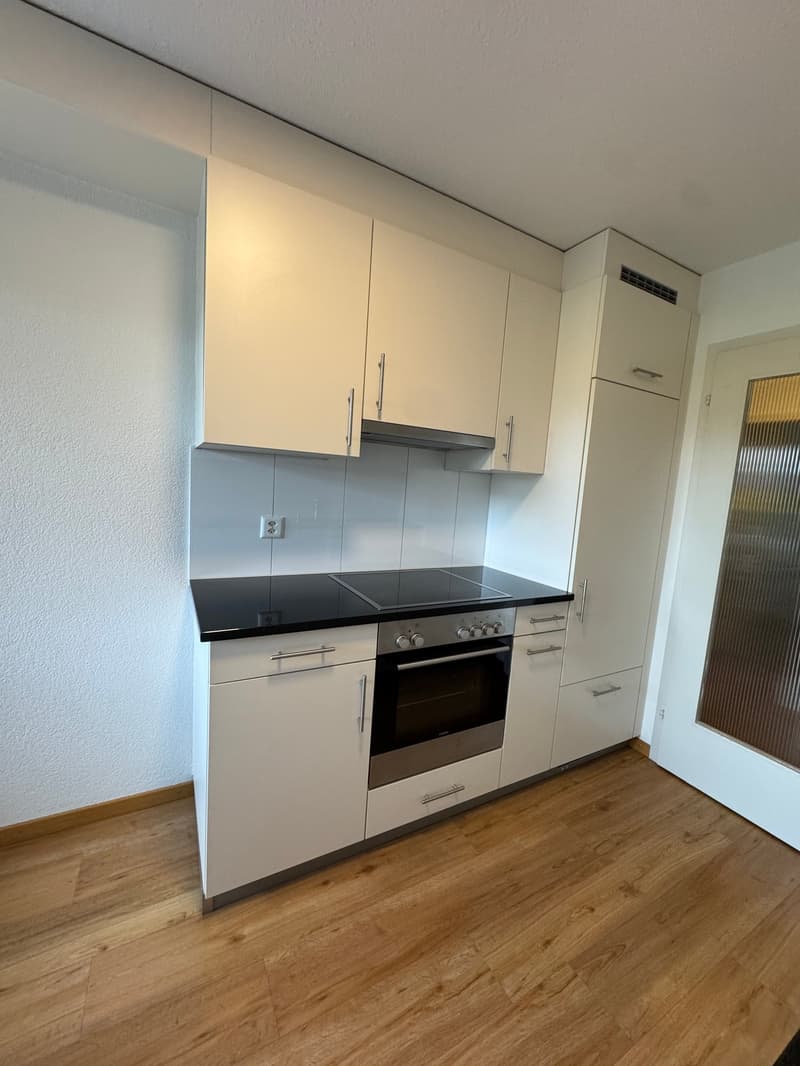 Family-friendly 4.5-room apartment with balcony in Egnach (2)