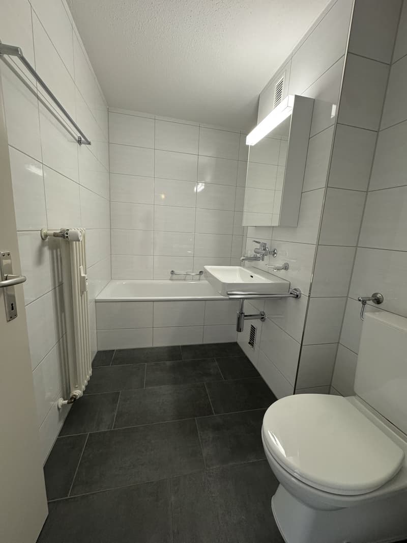 Family-friendly 4.5-room apartment with balcony in Egnach (8)