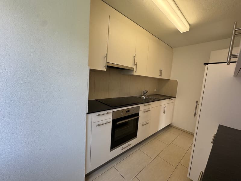 4 bedroom apartment with balcony in quiet location (5)