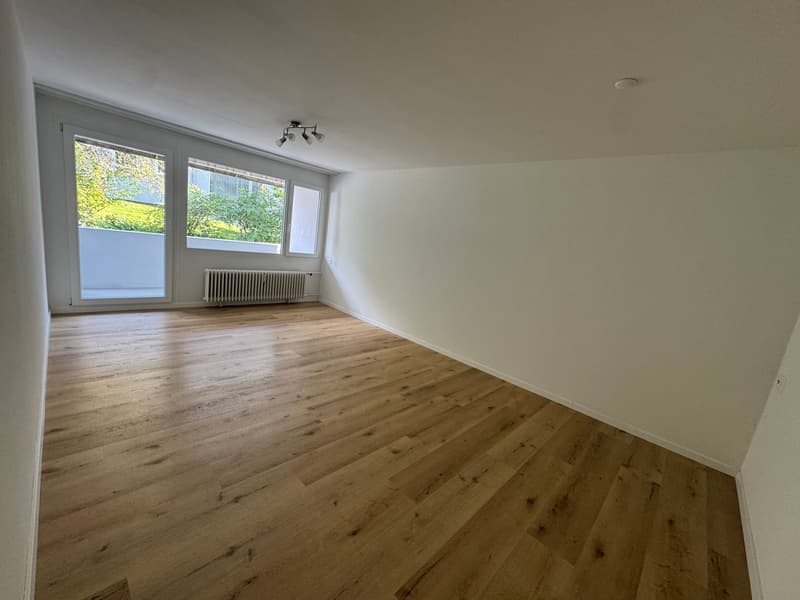 4 bedroom apartment with balcony in quiet location (6)