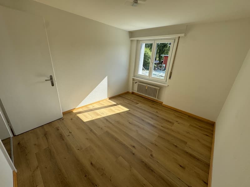 4 bedroom apartment with balcony in quiet location (3)