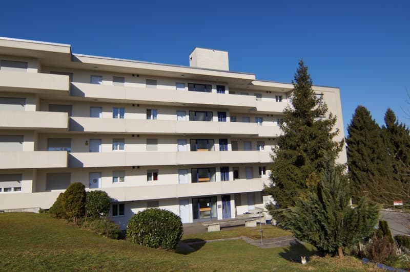 Bright 3-room apartment on the ground floor with seating area (9)