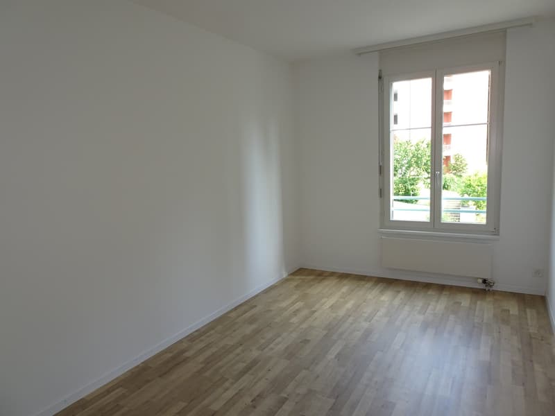 Helle 4.5-Zimmer-Wohnung mit Balkon (5)
