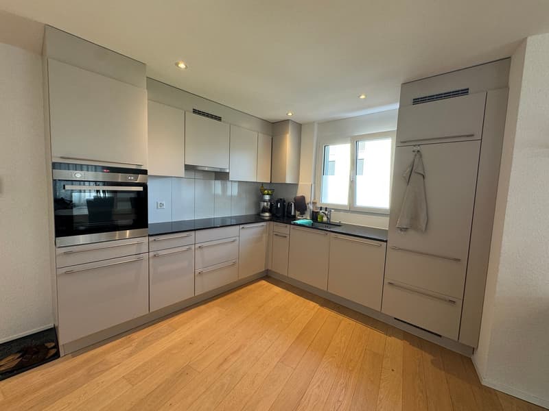 Modern 2.5-room apartment with balcony in Flawil (2)
