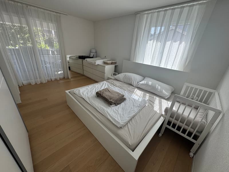 Modern 2.5-room apartment with balcony in Flawil (4)
