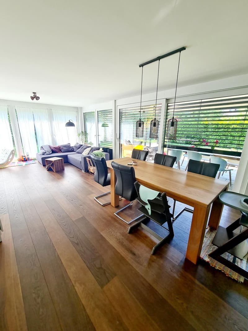 Appartamento moderno 4.5 locali con area di soggiorno a Kreuzlingen (2)