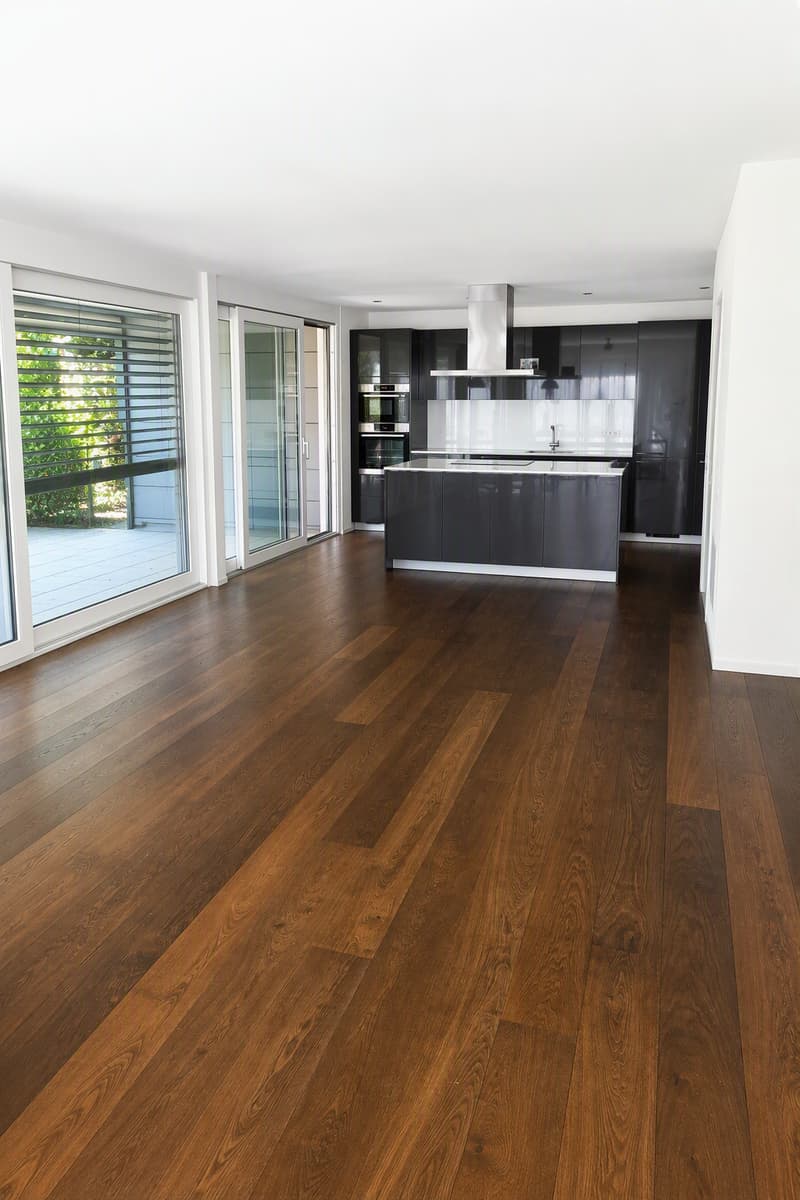 Moderne 4.5-Zimmer-Wohnung mit Sitzplatz in Kreuzlingen (3)