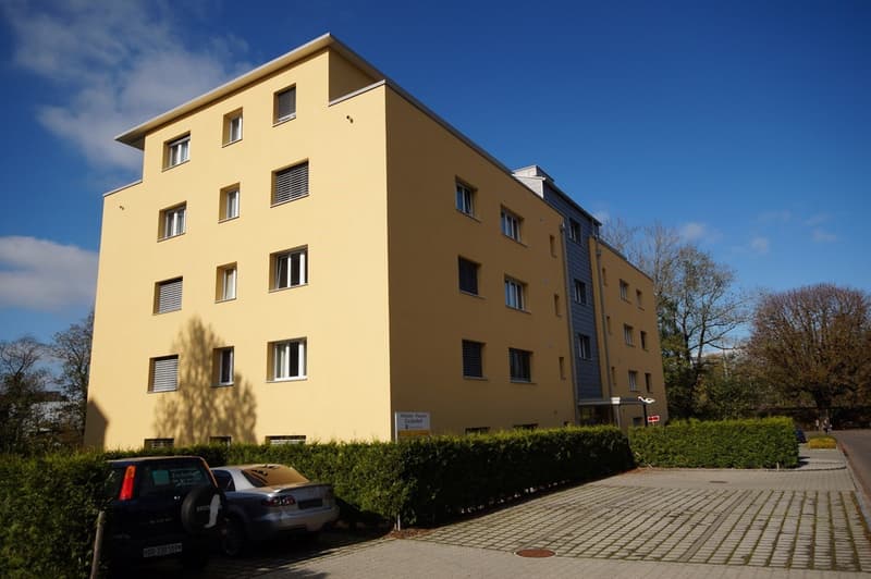 Sonnige 4.5 Zi.Wohnung mit grossem Balkon (15)