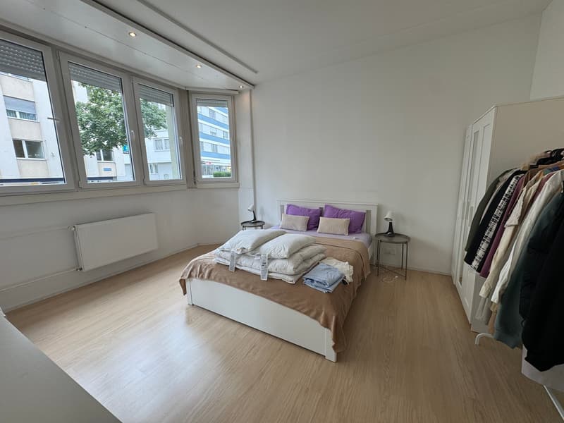 Charmante 3.5-Zimmer-Wohnung im Erdgeschoss in Neuhausen am Rheinfall (3)