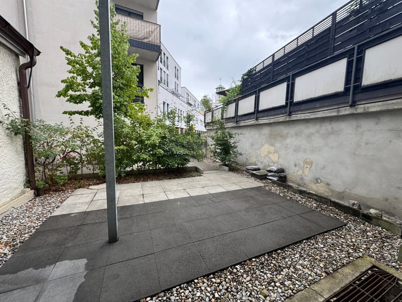 Charmante 3.5-Zimmer-Wohnung im Erdgeschoss in Neuhausen am Rheinfall (7)