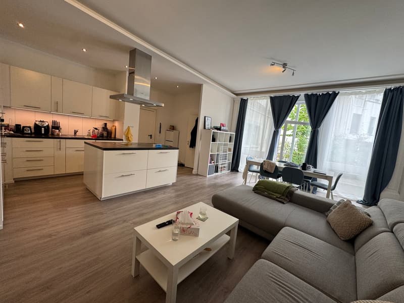 Charmante 3.5-Zimmer-Wohnung im Erdgeschoss in Neuhausen am Rheinfall (1)