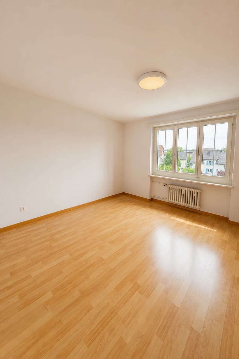 Helle 4-Zimmer-Wohnung mit Balkon in Romanshorn (6)