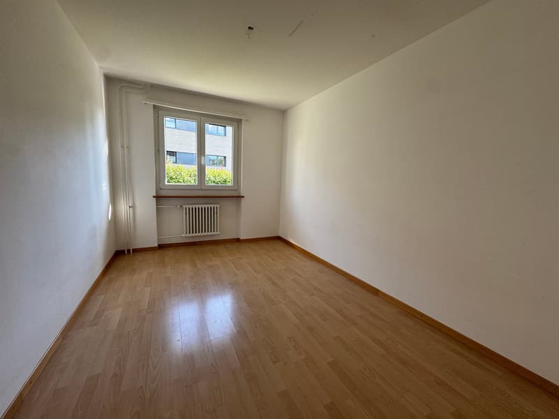 Geräumige 5-Zimmer-Wohnung mit Balkon in ruhiger Lage (5)