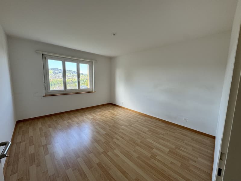 Sonnige 3-Zimmer-Wohnung mit Balkon in St. Gallen (3)