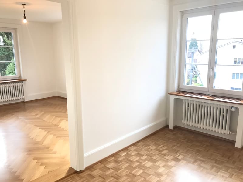 Schöne 5-Zimmer-Wohnung mit zwei Balkonen (9)